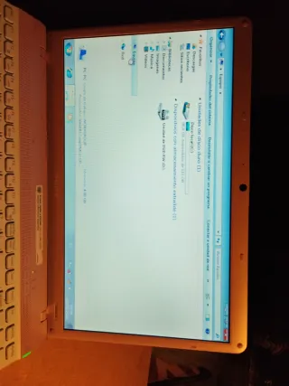 Portátil Sony Vaio i3 4GB RAM 120GB HDD +cargador