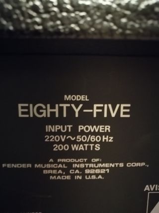 Amplificador Fender Eighty-Five 65W