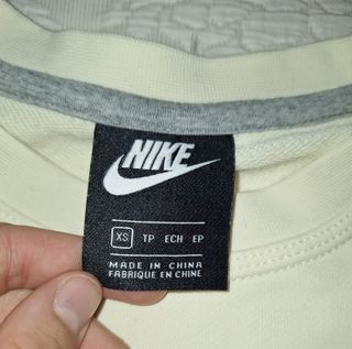 Sudadera Nike Amarilla