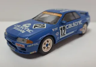 Miniatura Nissan Skyline GTR R32 1/43