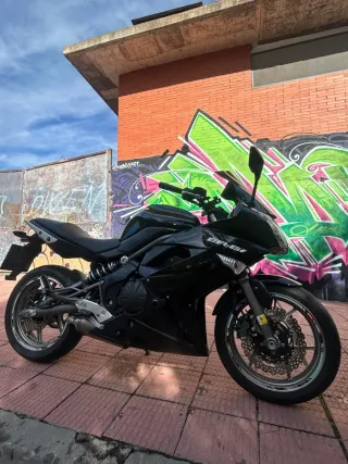 Kawasaki ER6f 2010 Negra