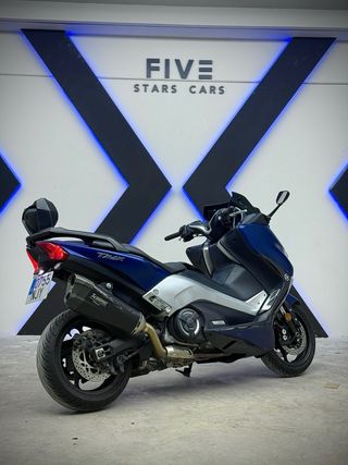 Tmax 530 DX AKRAPOVIC