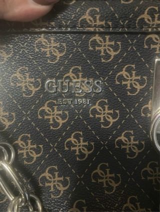 Bolso Guess Marrón y Dorado