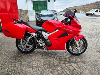 Honda VFR 800 Roja 2005 - 69.000 km