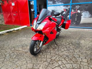 Honda VFR 800 Roja 2005 - 69.000 km