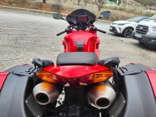 Honda VFR 800 Roja 2005 - 69.000 km