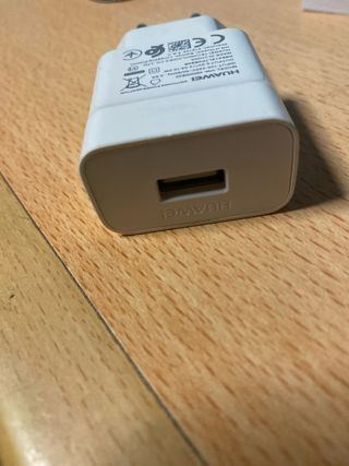 Cargador Huawei HW-050100E02