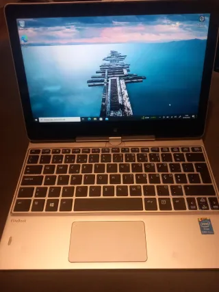 HP Revolve 810 G3 Prata i5/5300 8gb ram/ssd m2 256