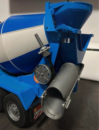 Bruder Camion Betoniera Man