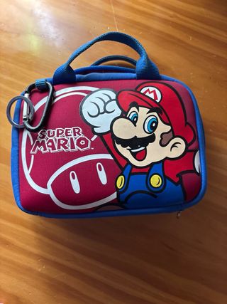 Nintendo 2DS Negra y azul + 2 juegos