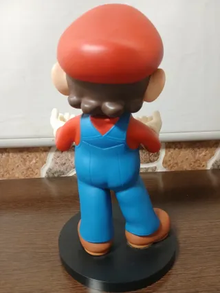 Estatua Super Mario 30cm - First 4 Figures