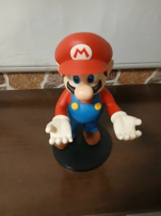 Estatua Super Mario 30cm - First 4 Figures