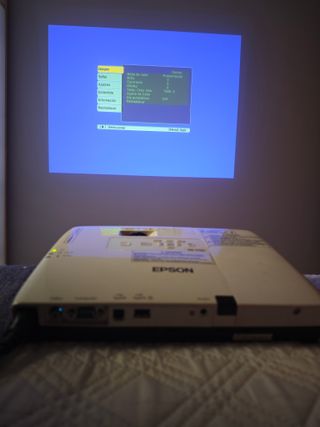 Proyector Epson EB-1750