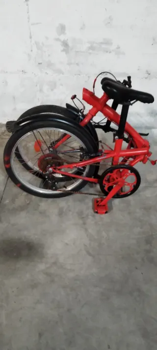 Bicicletta Pieghevole Rossa