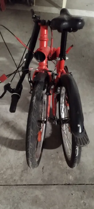 Bicicletta Pieghevole Rossa