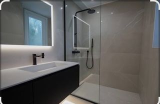 Fontanero/ Manitas Telf. 677423972