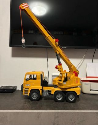 Bruder Camion Man TGA Gru Giallo