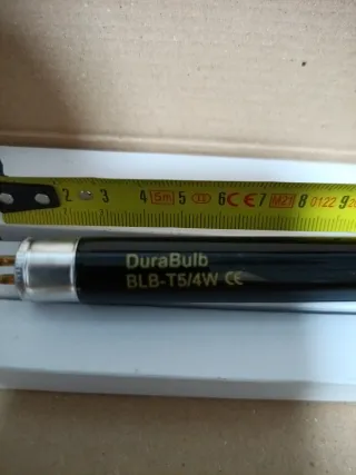 Tubo UV detector billetes