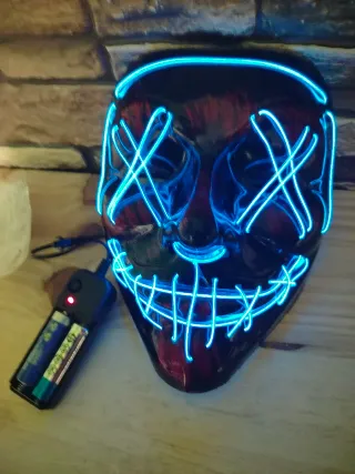 Máscara inspirada de la película The Purge LED