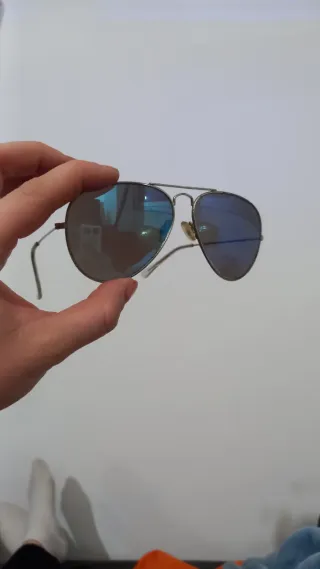 Gafas de sol aviador plateadas y azules