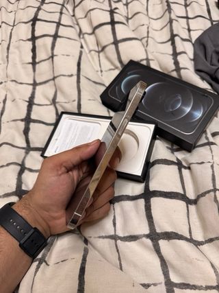 iPhone 12 Pro Max - Salud de Batería 75%