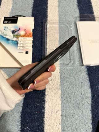 Custodia LifeProof FRE per iPhone Xs, nera