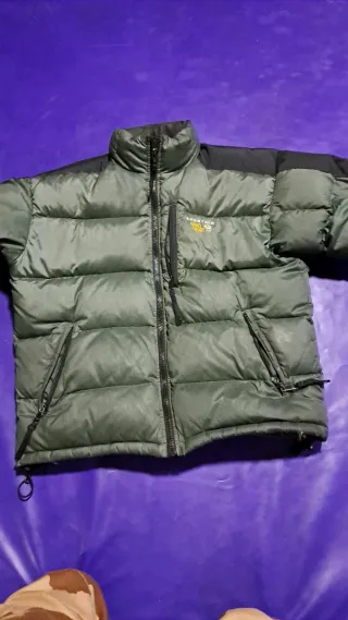 Chaqueta Mountain Hardwear Plumas Verde/Negra