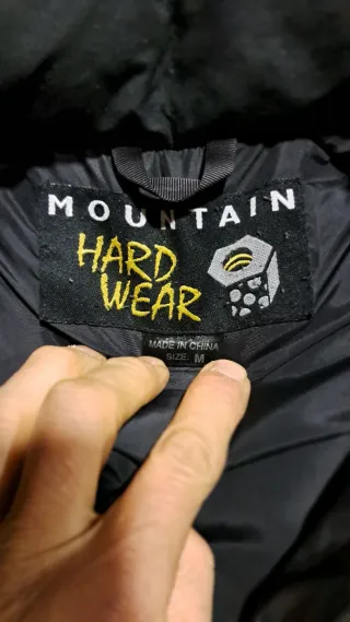 Chaqueta Mountain Hardwear Plumas Verde/Negra