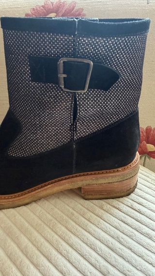 Botines de ante Castañer negros y plateados T.40