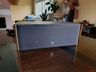 Altavoz central Focal negro