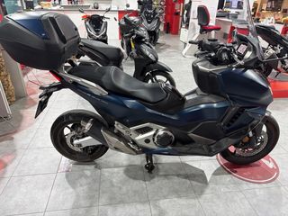 Honda Forza 750 Maxi Scooter