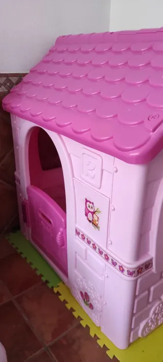 Casita de juguete jardín niña rosa seminuevo