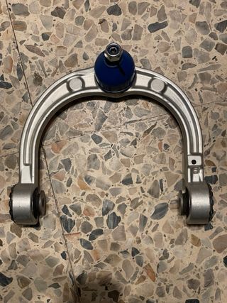 Barra suspensión Mercedes CF9458-1 R Derecha