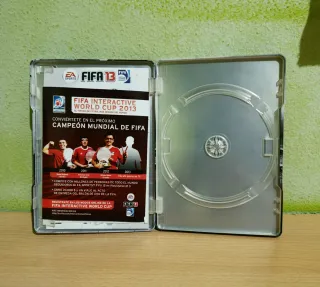 Caja Metálica FIFA 13 Valencia CF
