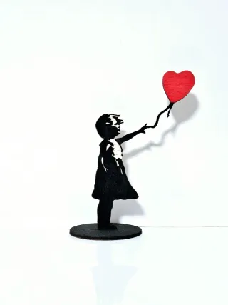 Figura Banksy Niña Globo Corazón