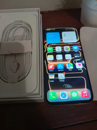 iPhone 17 Réplica Naranja