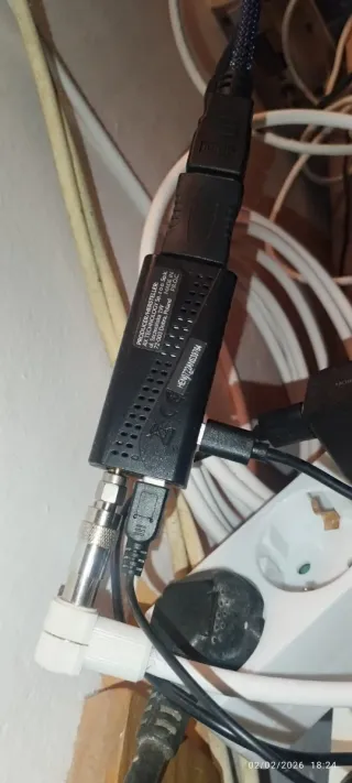 TV Sony Bravia 40 + Codificador X98 + 2 Mandos