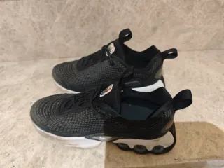 Nike Air Max niño negras