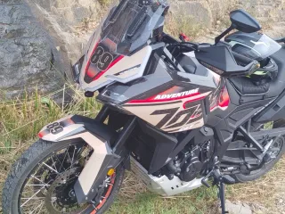 Zontes 703 F Adventure Beige/Rojo