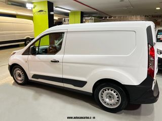 PERFECTA! FORD TRANSIT CONNECT DOS AÑOS GARANTIA