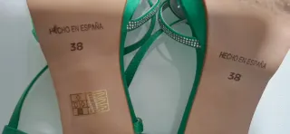 VENDO SANDALIAS DE TACON VERDES 38