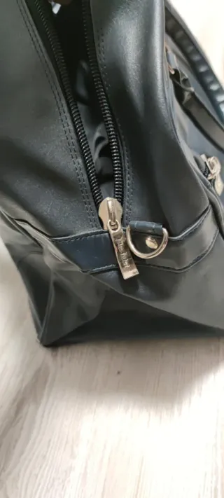 Bolso de viaje Johnnie Walker azul y dorado