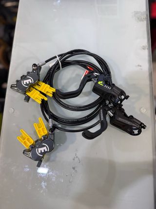 Freni Magura MT7 a 4 pistoni nuovi!!!