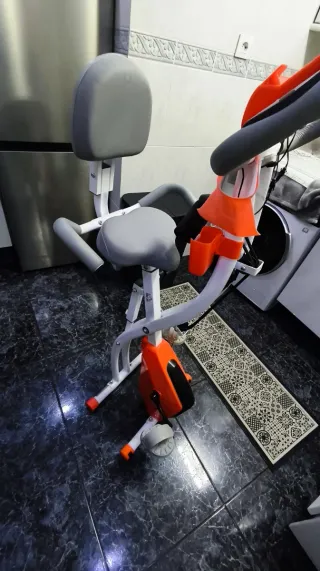 Bicicleta Estática Plegable Casi Nueva