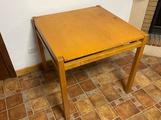 Mesa de madera reversible