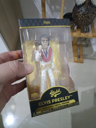 Figura Funko Gold Elvis Presley Premium Vinyl