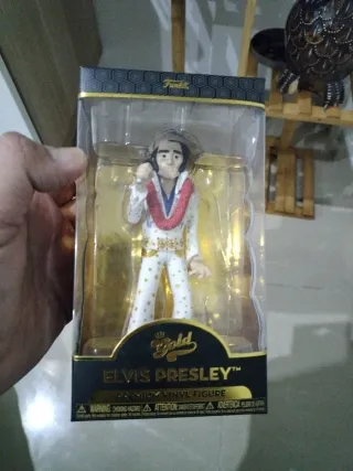 Figura Funko Gold Elvis Presley Premium Vinyl