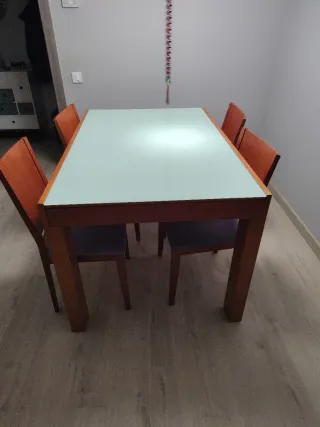 Mesa Comedor Cristal Extensible 140-240cm y sillas