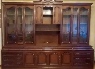 Mueble de salón madera robusto