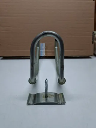 Supporto a parete per bicicletta